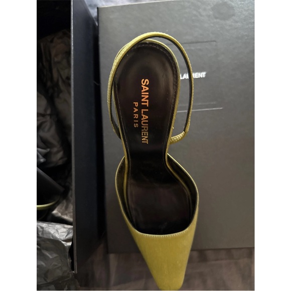 New Saint Laurent Slingback Heels (Blade 105 Slingbacks) in Lime Nero - Picture 4 of 6
